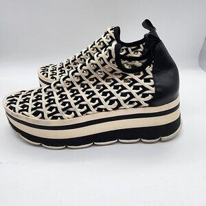 The Wishbone Collection Women's Size US 9 Black & White Woven Platform Sneakers